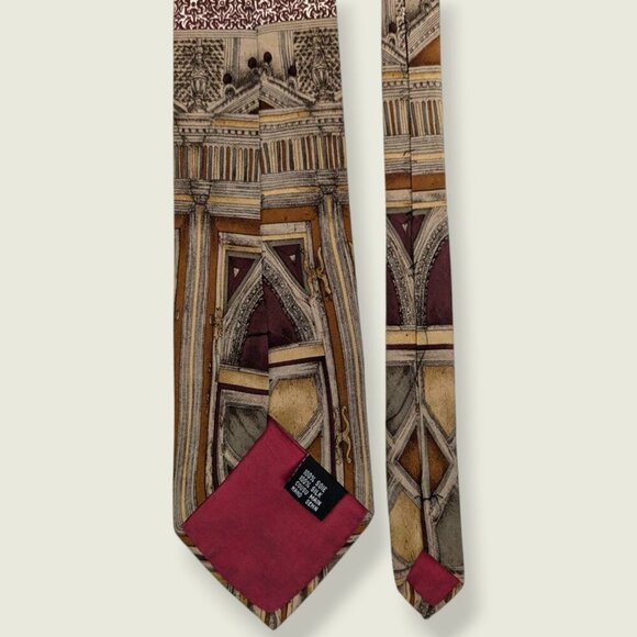 Vintage 100% Silk Hand Sewn Cathedral Tie - Picture 3 of 4